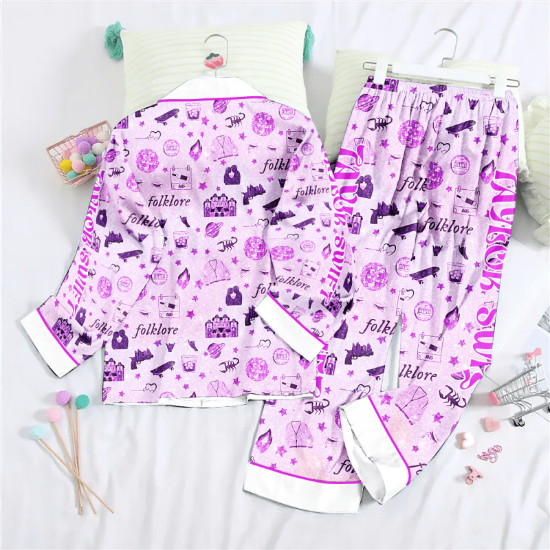 TW Pijama NGHIAVT0779 2 Taylor Swift Premium Button Down Pajamas Set IFDDBDP0029 Idea Fanatic