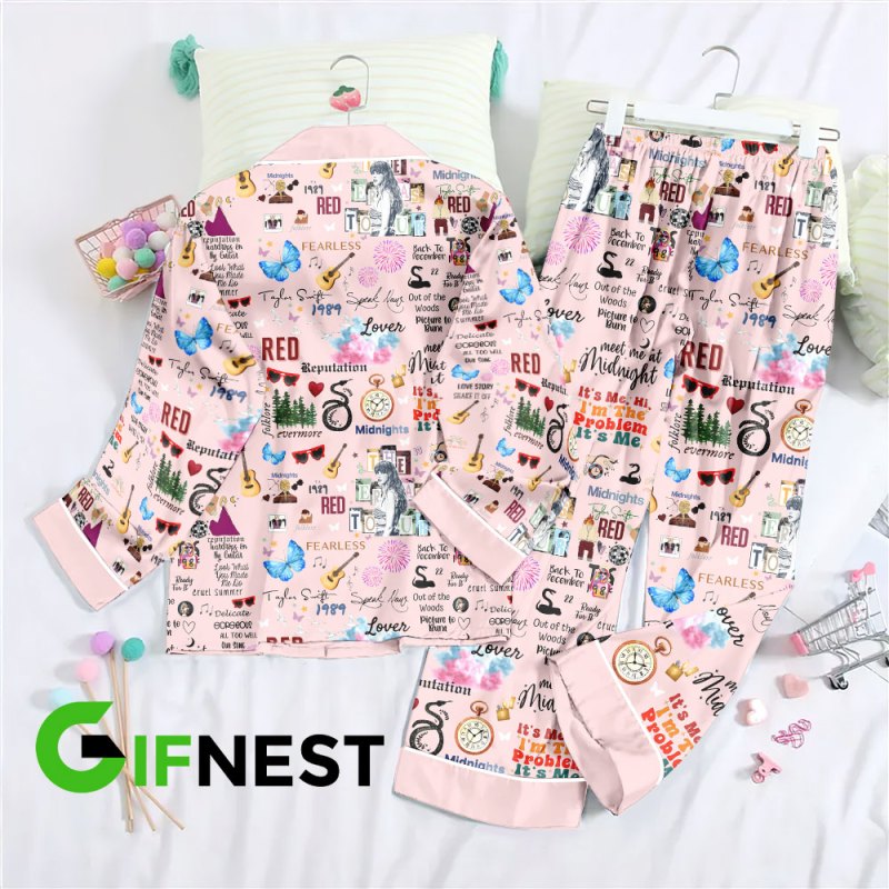 Taylor Swift Button Down Pajamas Set VANDH252 Hanh Pink 3 Taylor Swift Premium Button Down Pajamas Set IFDDBDP0013 Idea Fanatic