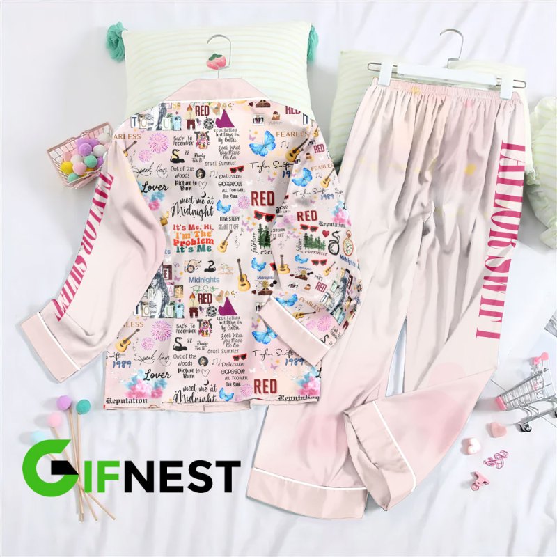 Taylor swift Button Down Pajamas Set VANDH253 Hanh 3 Taylor Swift Premium Button Down Pajamas Set IFDDBDP0015 Idea Fanatic